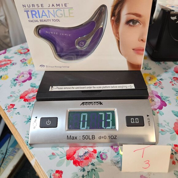Nurse Jamie Triangle Facial Beauty Tool With 2 Massage Settings & USB Charging - Picture 5 of 5